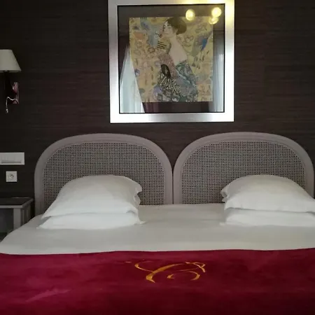 Grand De Courtoisville - Piscine & Spa, The Originals Relais Hotell Saint-Malo