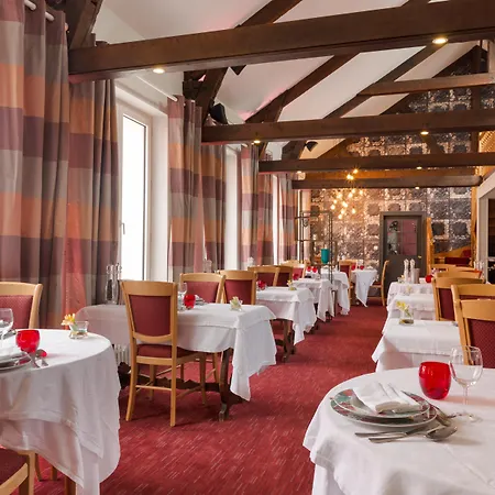 Grand De Courtoisville - Piscine & Spa, The Originals Relais 4* Saint-Malo