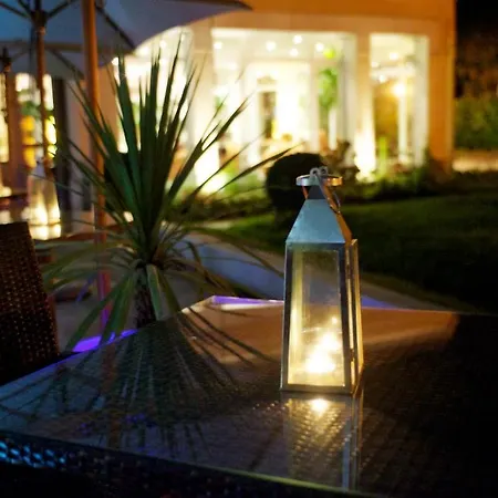 Grand De Courtoisville - Piscine & Spa, The Originals Relais Saint-Malo