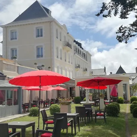 Hotell Grand De Courtoisville - Piscine & Spa, The Originals Relais Saint-Malo